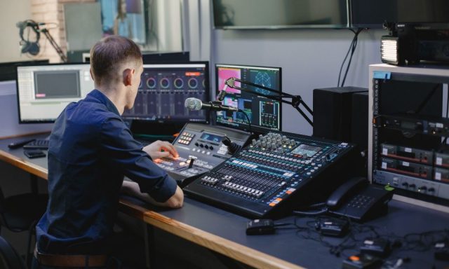 Importance-of-sound-in-video-production-01