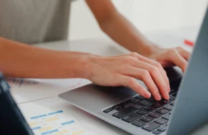7 steps an ai ui ux design agency takes in mobile app projects